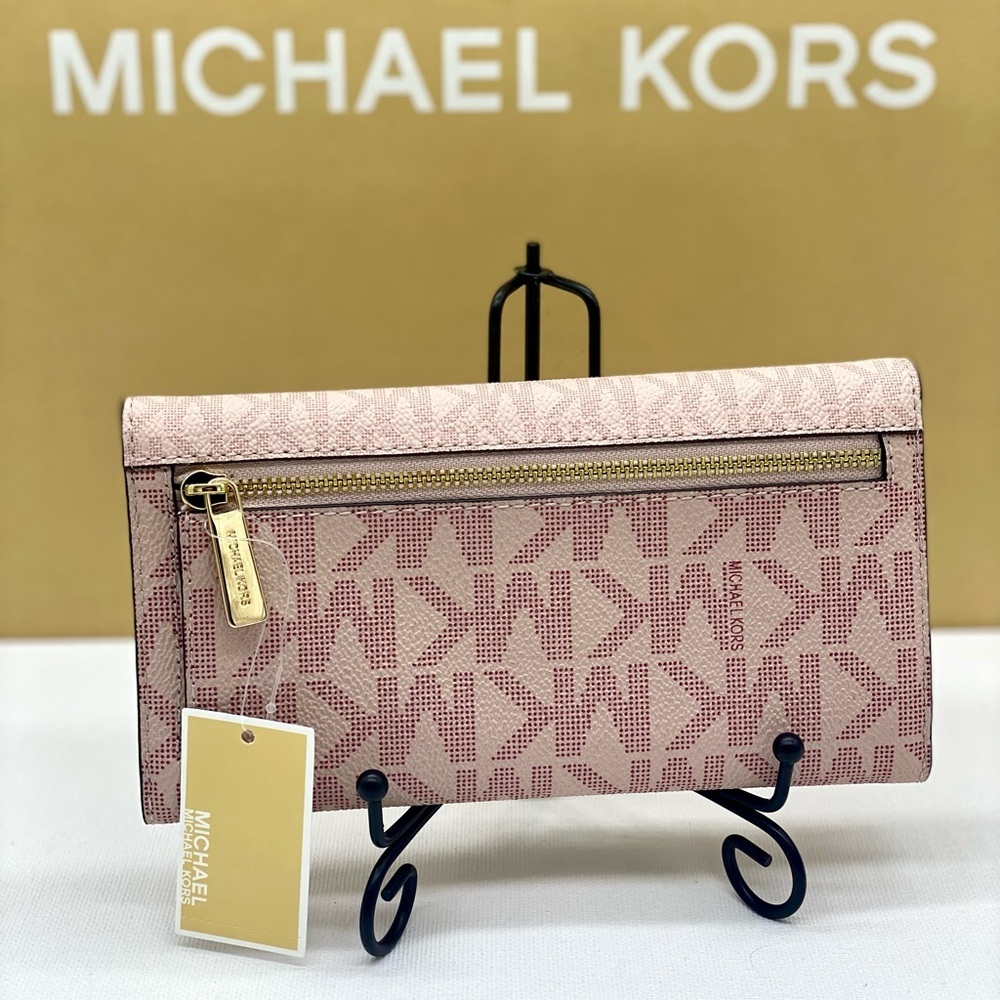 Michael Kors Jet Set Large Signature Logo TriFold Wallet - Picture 2 of 10